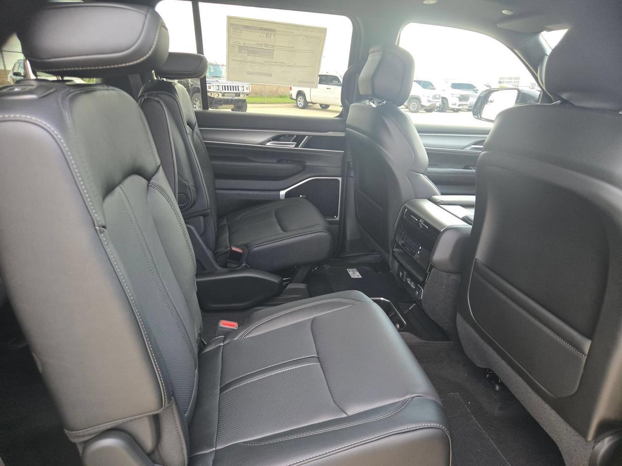 2026 Jeep Grand Wagoneer L Limited Altitude Castroville TX