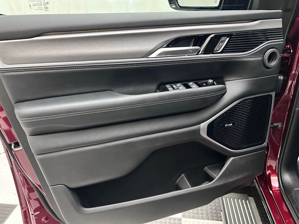 2026 Jeep Grand Wagoneer L Limited Reserve Portland OR