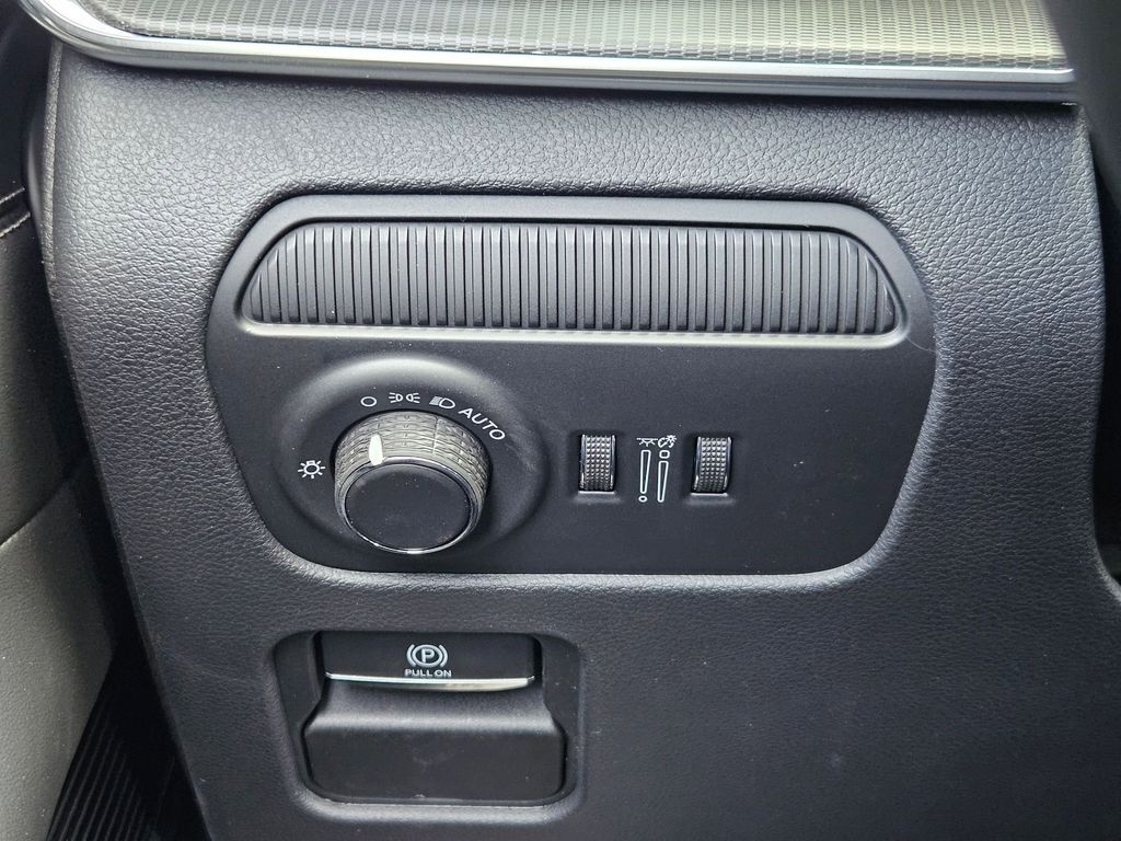 2026 Jeep Grand Wagoneer L Summit Obsidian Gresham OR