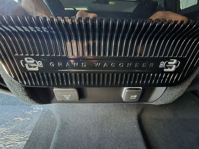 2026 Jeep Grand Wagoneer L Summit Reserve Folsom CA