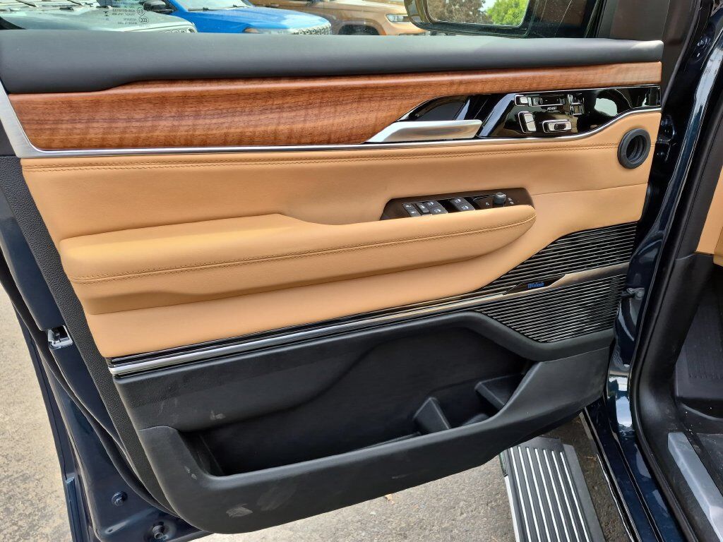 2026 Jeep Grand Wagoneer L Summit Reserve Gresham OR