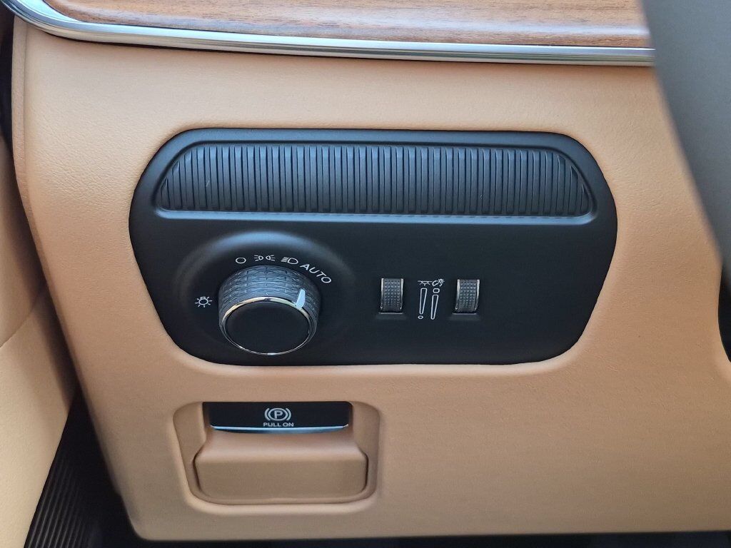 2026 Jeep Grand Wagoneer L Summit Reserve Gresham OR