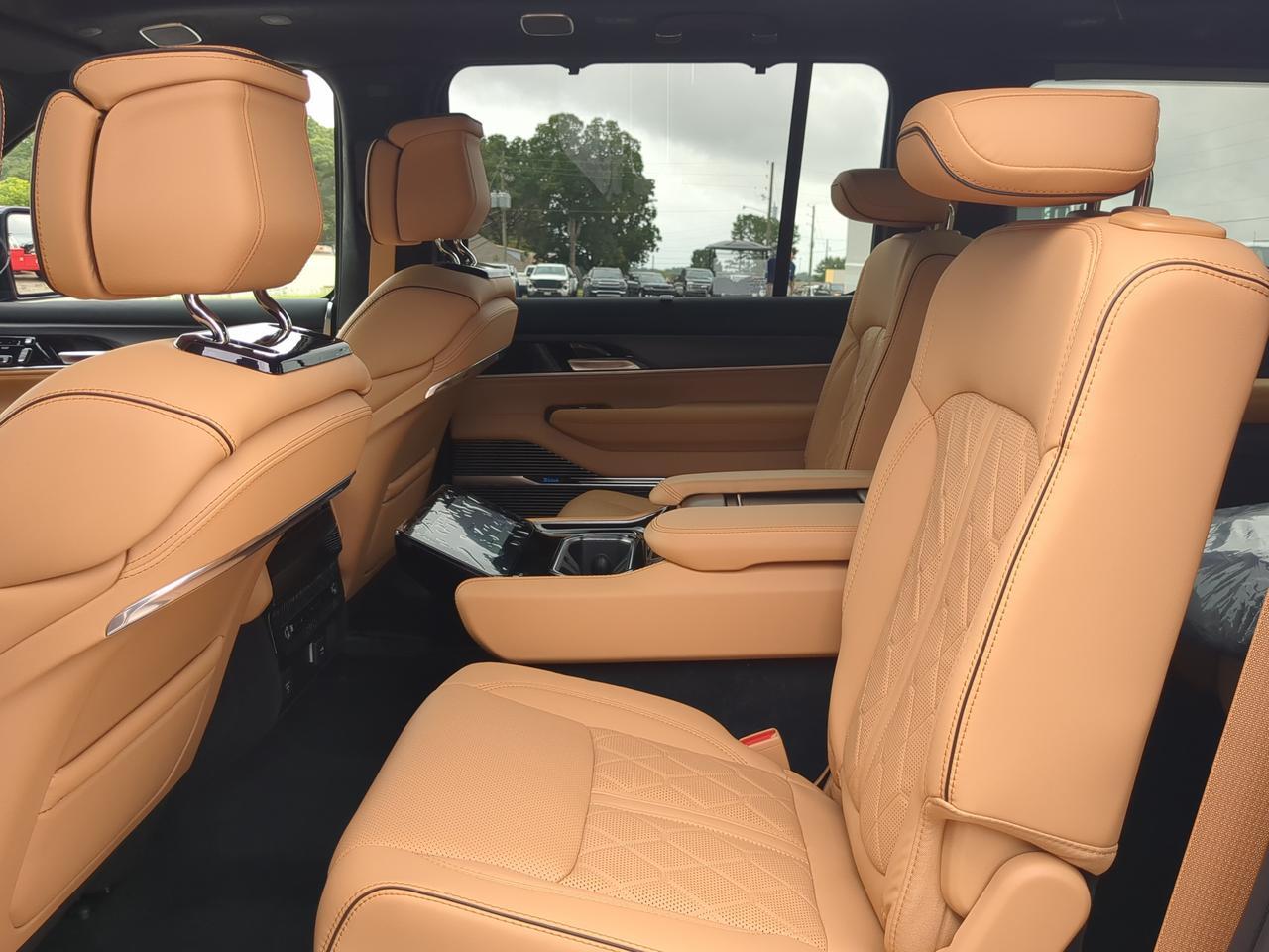 2026 Jeep Grand Wagoneer L Summit Reserve Winder GA