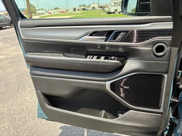 2026 Jeep Grand Wagoneer Limited Altitude Burnet TX