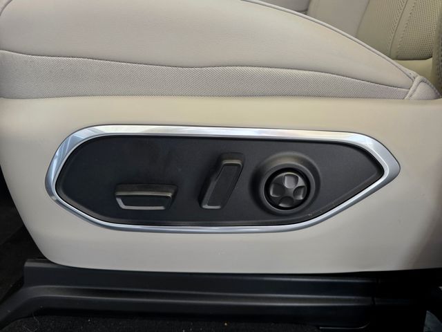 2026 Jeep Grand Wagoneer Limited Altitude Folsom CA