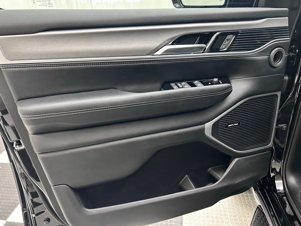 2026 Jeep Grand Wagoneer Limited Altitude Portland OR