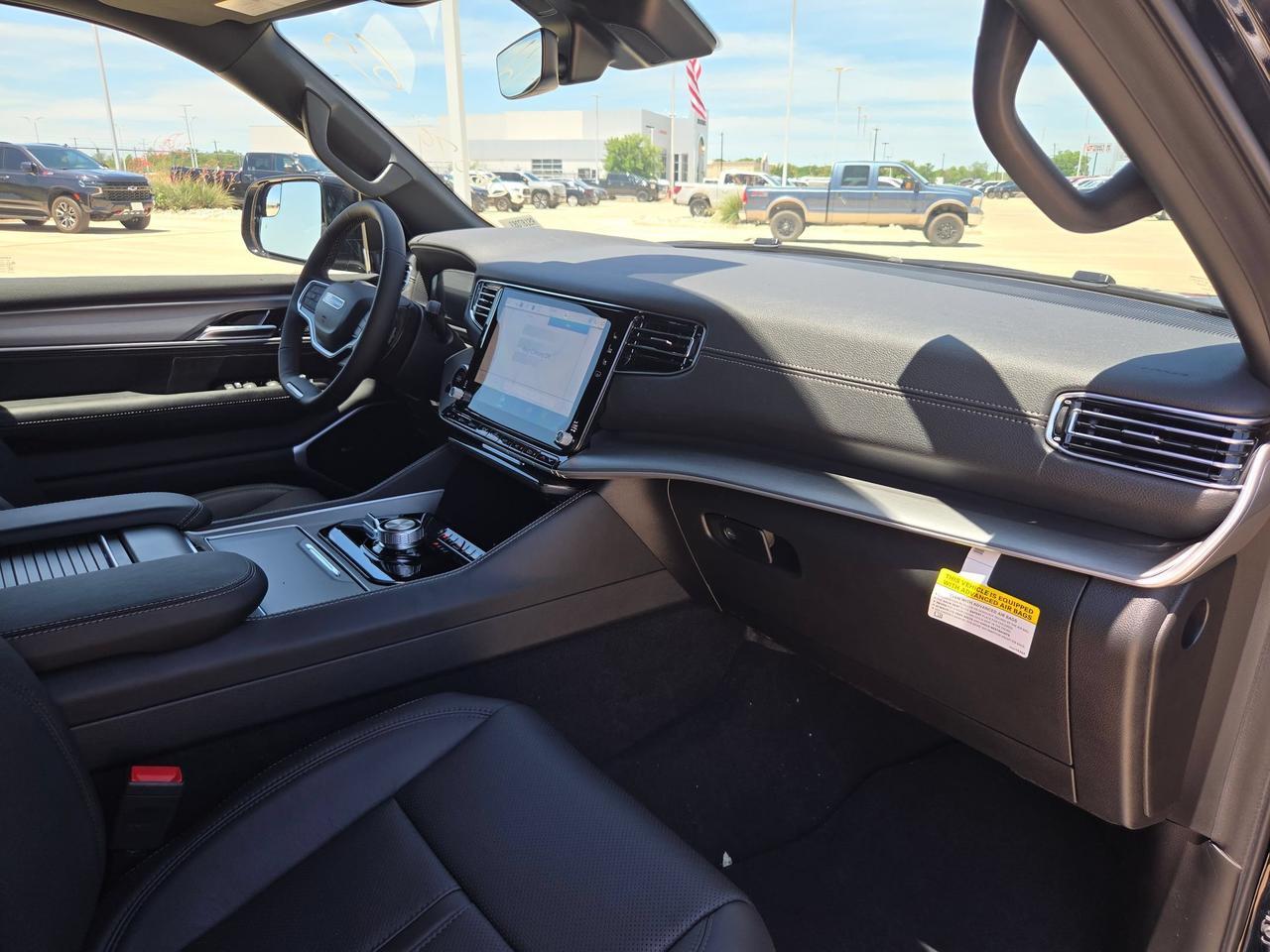 2026 Jeep Grand Wagoneer Limited Altitude Castroville TX
