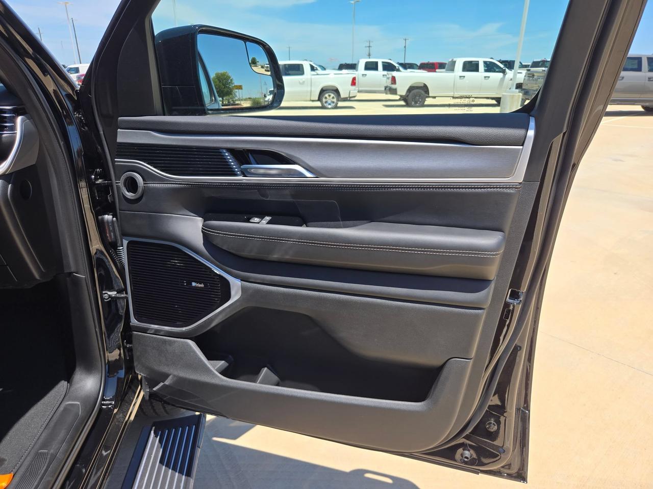 2026 Jeep Grand Wagoneer Limited Altitude Castroville TX