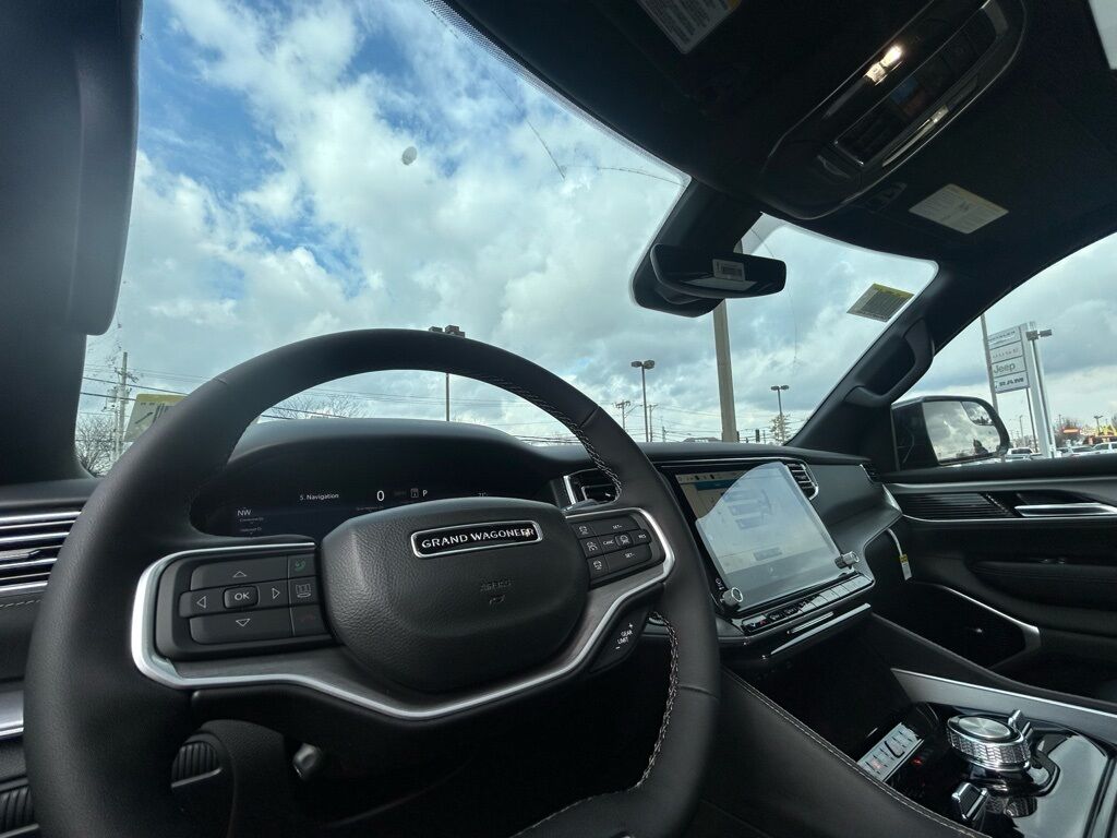 2026 Jeep Grand Wagoneer Limited Crestwood KY