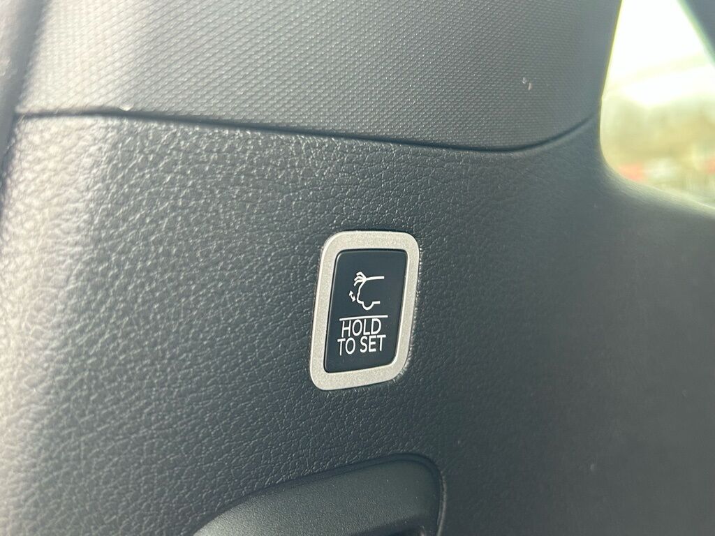 2026 Jeep Grand Wagoneer Limited Crestwood KY