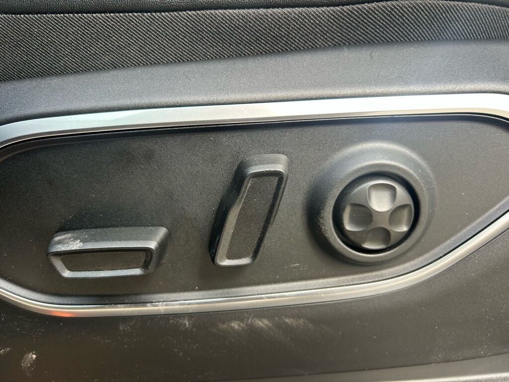 2026 Jeep Grand Wagoneer Limited Crestwood KY