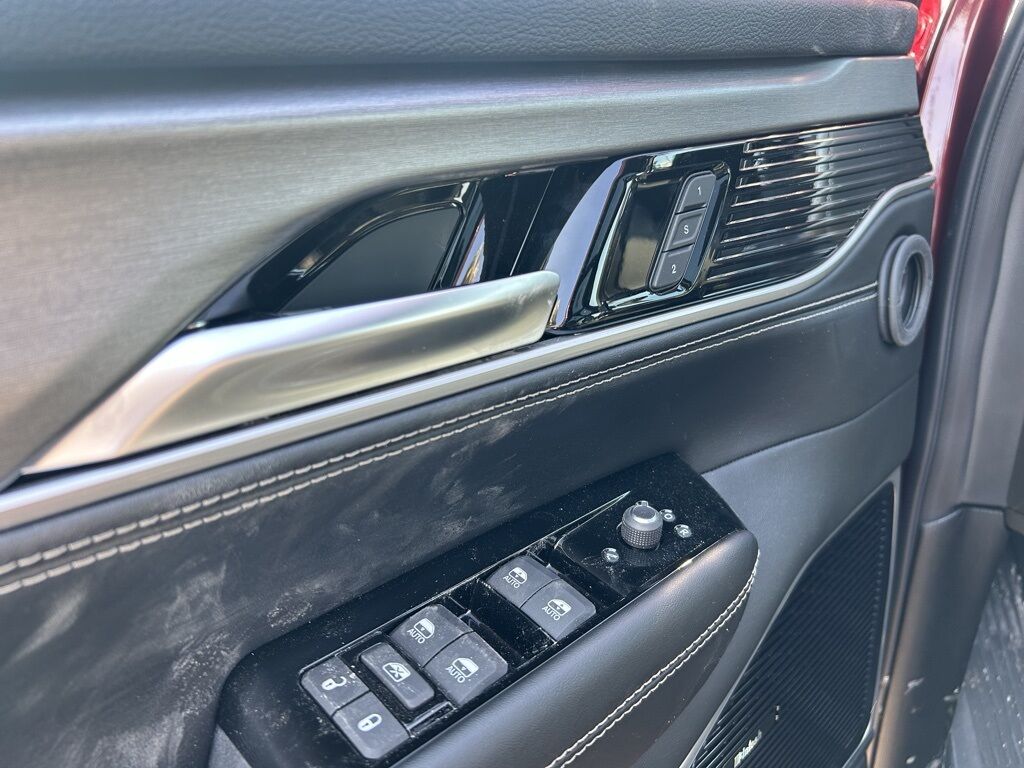 2026 Jeep Grand Wagoneer Limited Crestwood KY