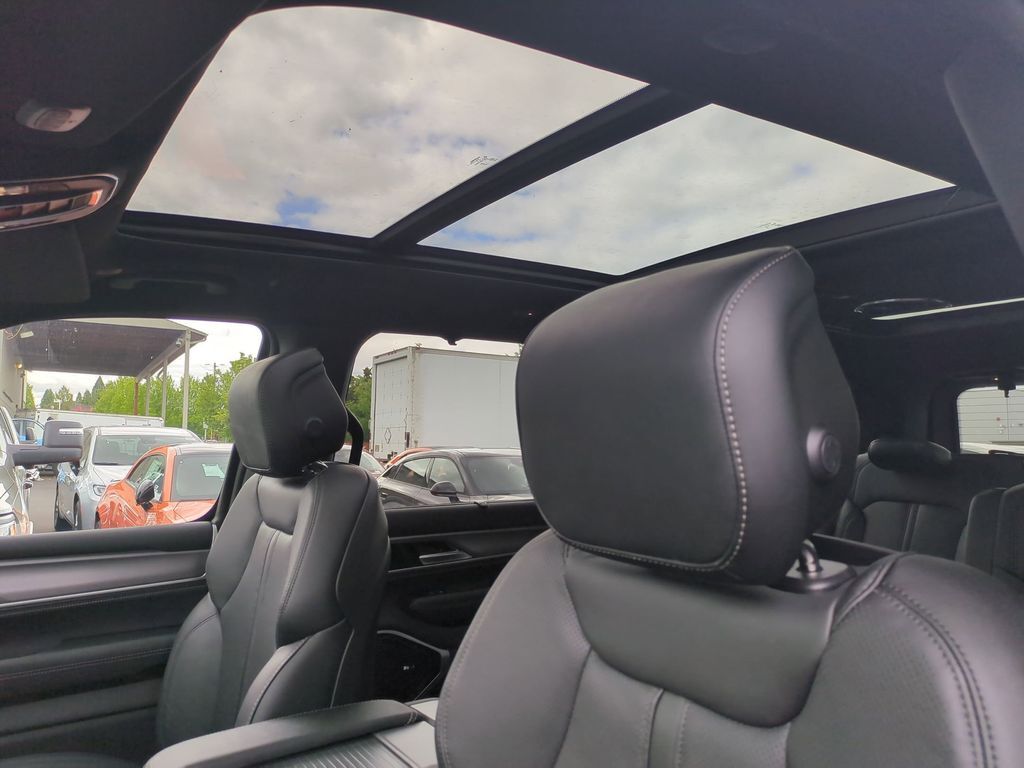 2026 Jeep Grand Wagoneer Limited Reserve Gresham OR
