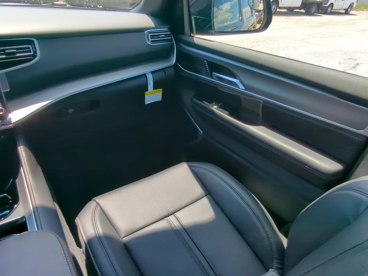 2026 Jeep Grand Wagoneer Limited Reserve Winder GA
