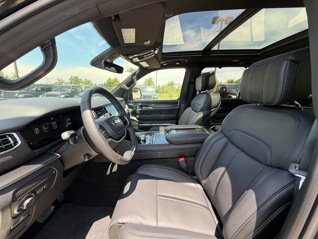 2026 Jeep Grand Wagoneer Summit Obsidian Crestwood KY