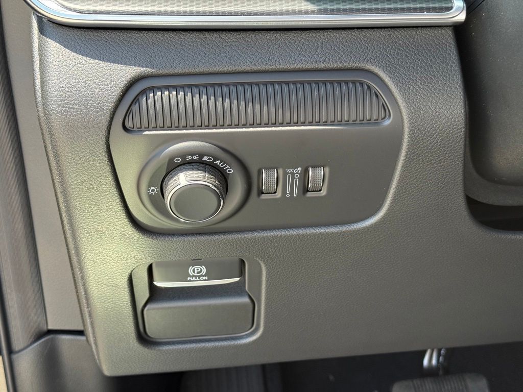 2026 Jeep Grand Wagoneer Summit Obsidian Crestwood KY