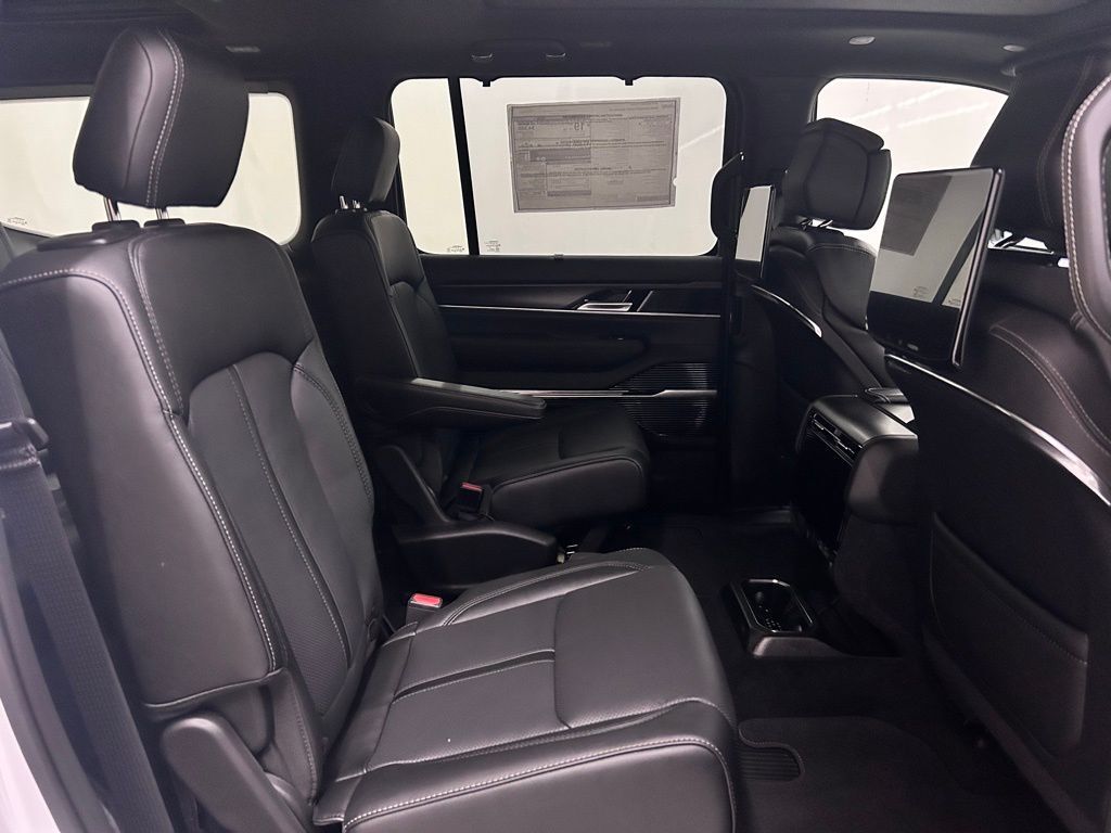 2026 Jeep Grand Wagoneer Summit Obsidian Portland OR