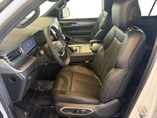 2026 Jeep Grand Wagoneer Upland Burnet TX