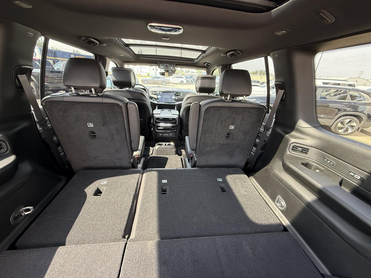 2026 Jeep Grand Wagoneer Upland 4x4 SUV | 3L Hurricane | 3 Row Seating | Leather | Dual Pane Pano Sunroof | 12IN Touchscreen Redwater AB