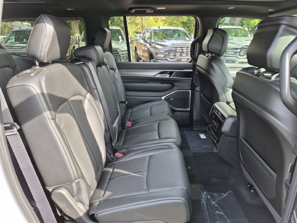 2026 Jeep Grand Wagoneer Upland Gresham OR