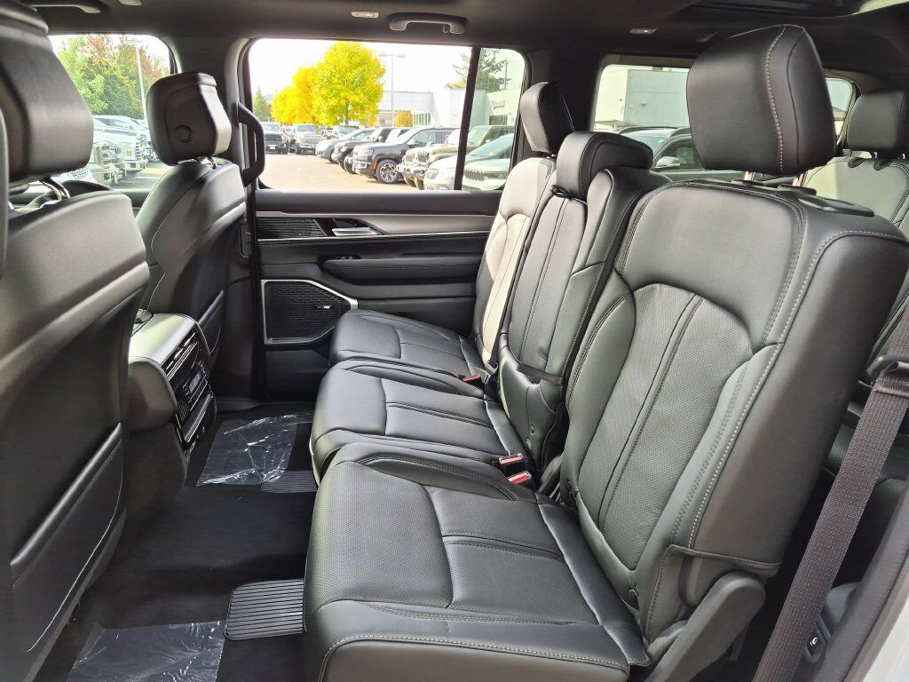2026 Jeep Grand Wagoneer Upland Gresham OR