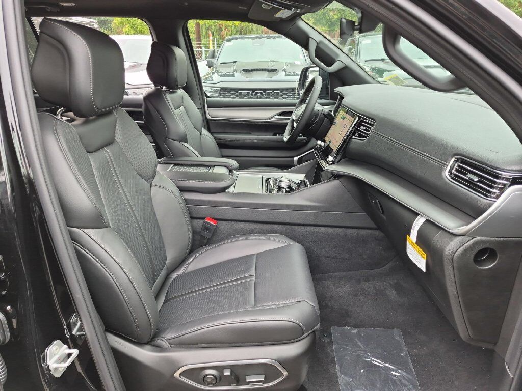 2026 Jeep Grand Wagoneer Upland Gresham OR