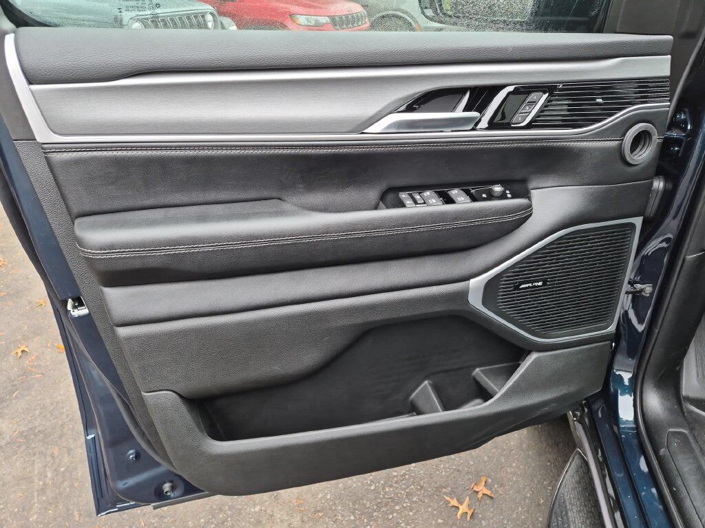 2026 Jeep Grand Wagoneer Upland Gresham OR