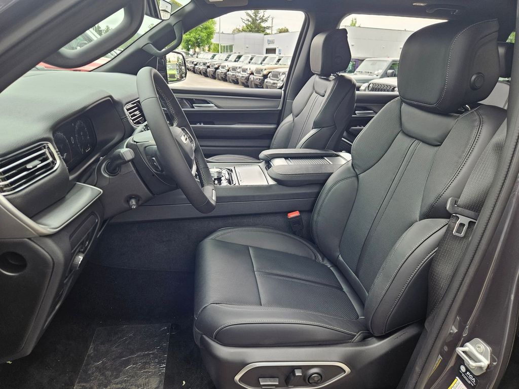 2026 Jeep Grand Wagoneer Upland Portland OR