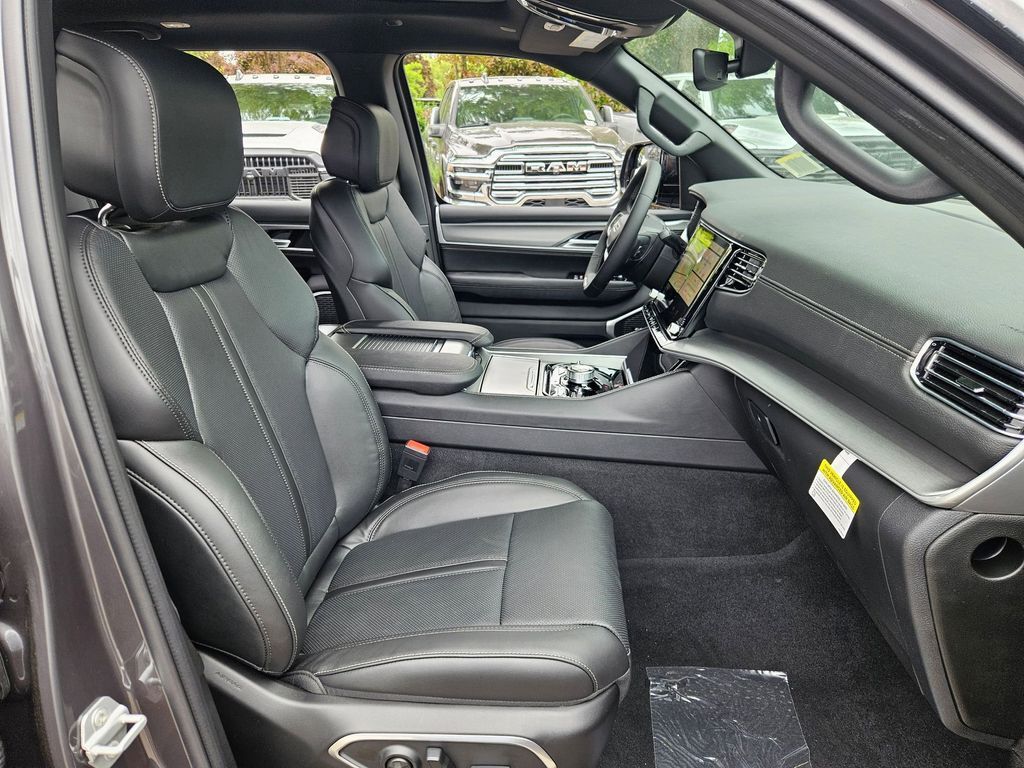 2026 Jeep Grand Wagoneer Upland Portland OR