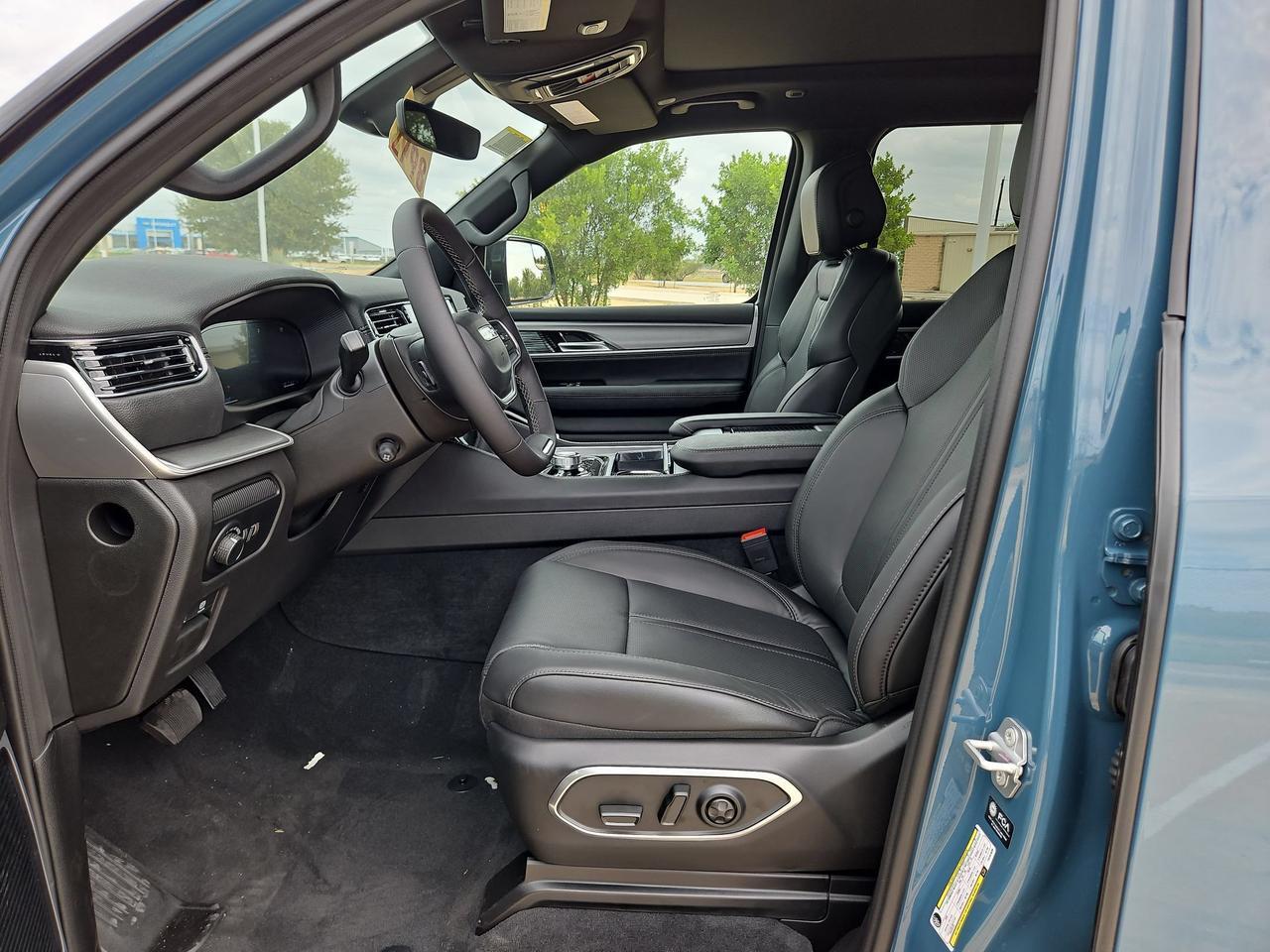 2026 Jeep Grand Wagoneer Upland Castroville TX