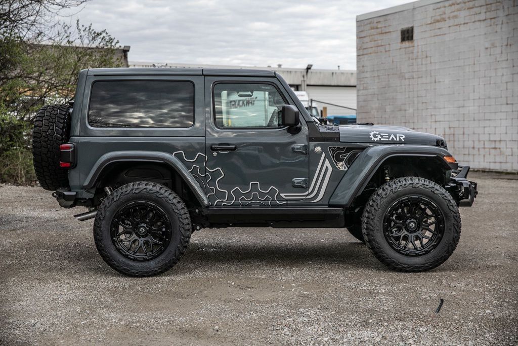 2026 Jeep Wrangler 2-DOOR RUBICON X Orange MA