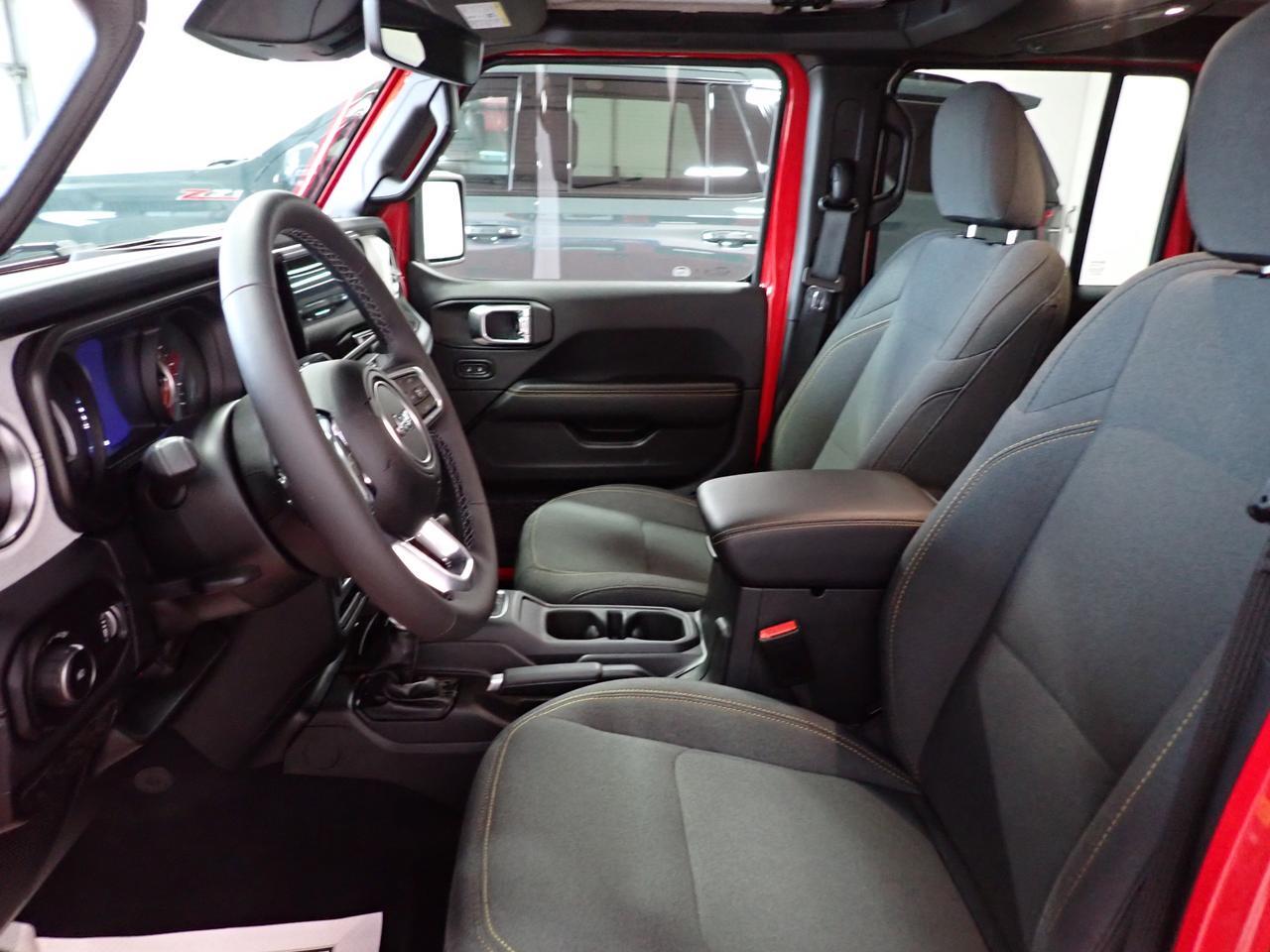 2026 Jeep Wrangler Sahara 4DR 4X4 LEATHER NAVI Listowel ON