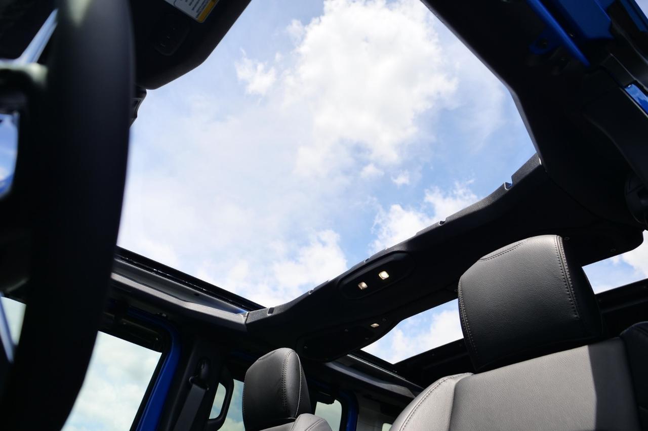 2026 Jeep Wrangler Sahara 4X4 / Sky One Roof / Adaptive Cruise! Lincolnton NC