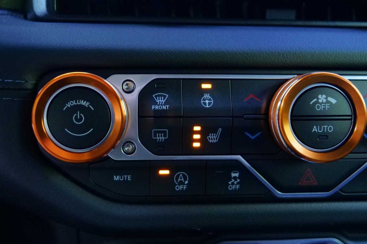 2026 Jeep Wrangler Sahara 4X4 / Sky One Roof / Adaptive Cruise! Lincolnton NC