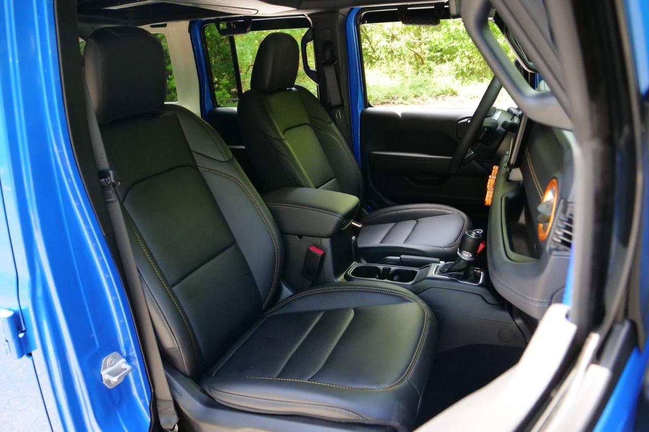 2026 Jeep Wrangler Sahara 4X4 / Sky One Roof / Adaptive Cruise! Lincolnton NC