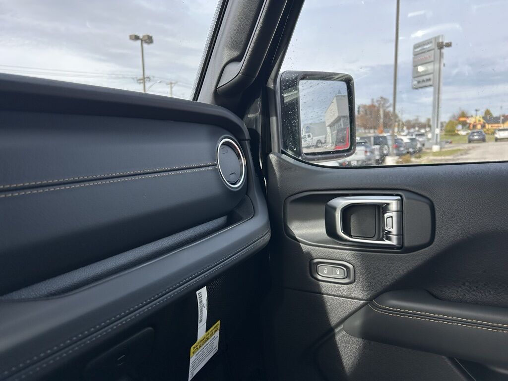 2026 Jeep Wrangler Sahara Crestwood KY