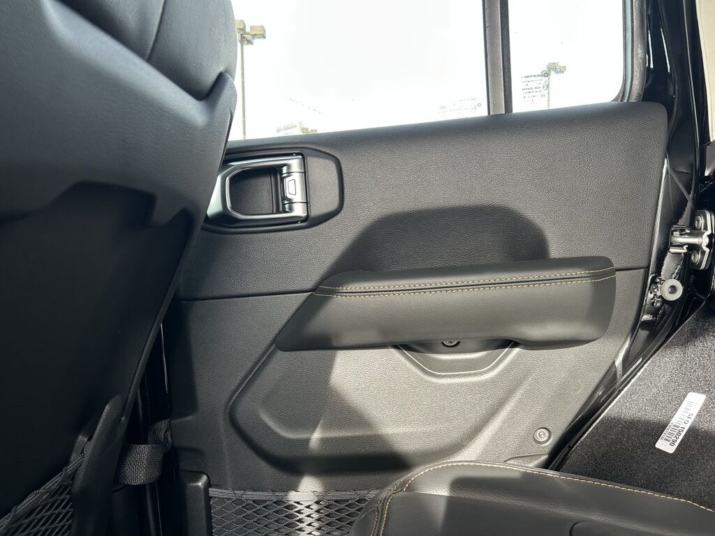 2026 Jeep Wrangler Sahara Crestwood KY