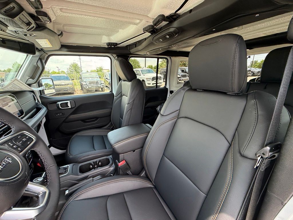 2026 Jeep Wrangler Sahara Crestwood KY