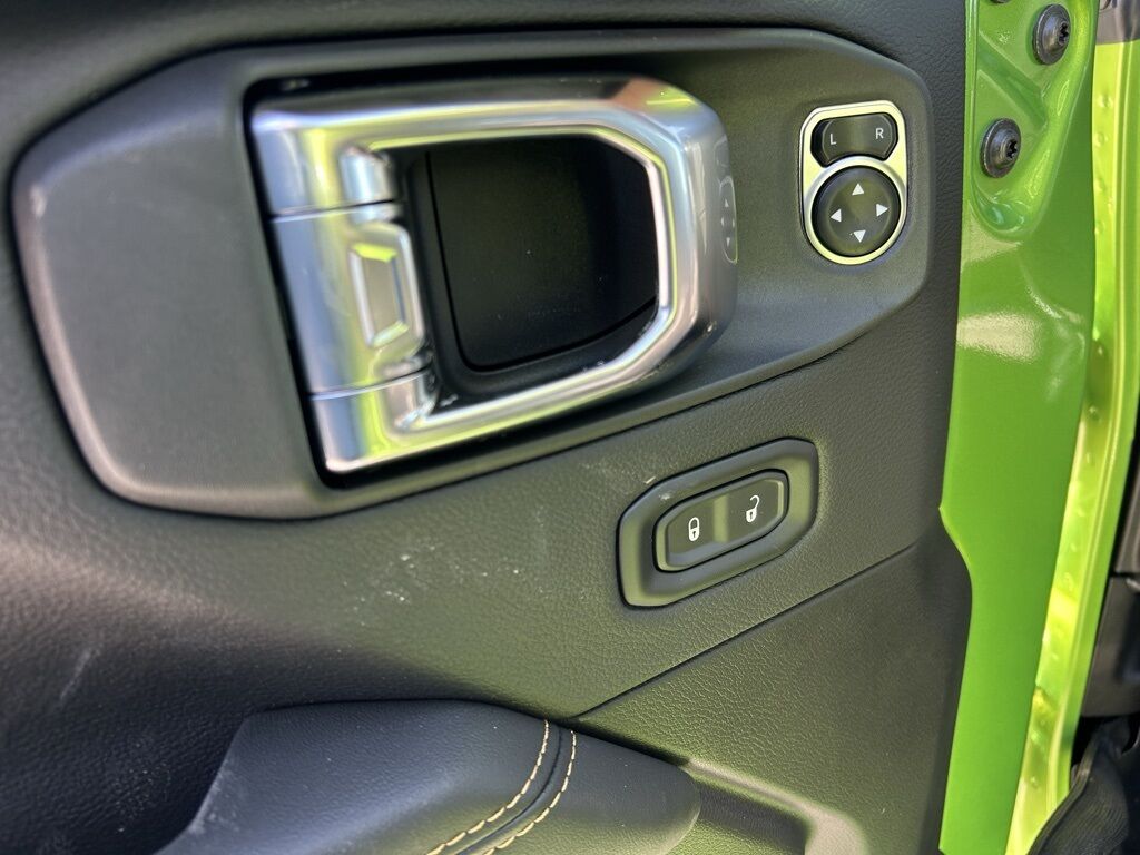 2026 Jeep Wrangler Sahara Crestwood KY