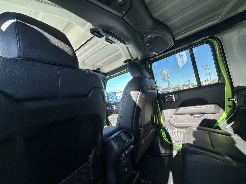 2026 Jeep Wrangler Sahara Crestwood KY