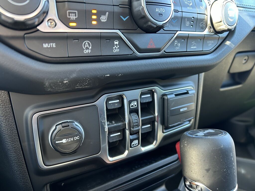 2026 Jeep Wrangler Sahara Crestwood KY