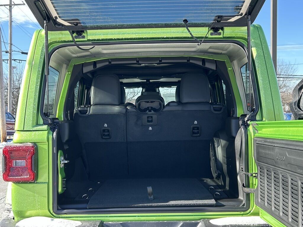 2026 Jeep Wrangler Sahara Crestwood KY