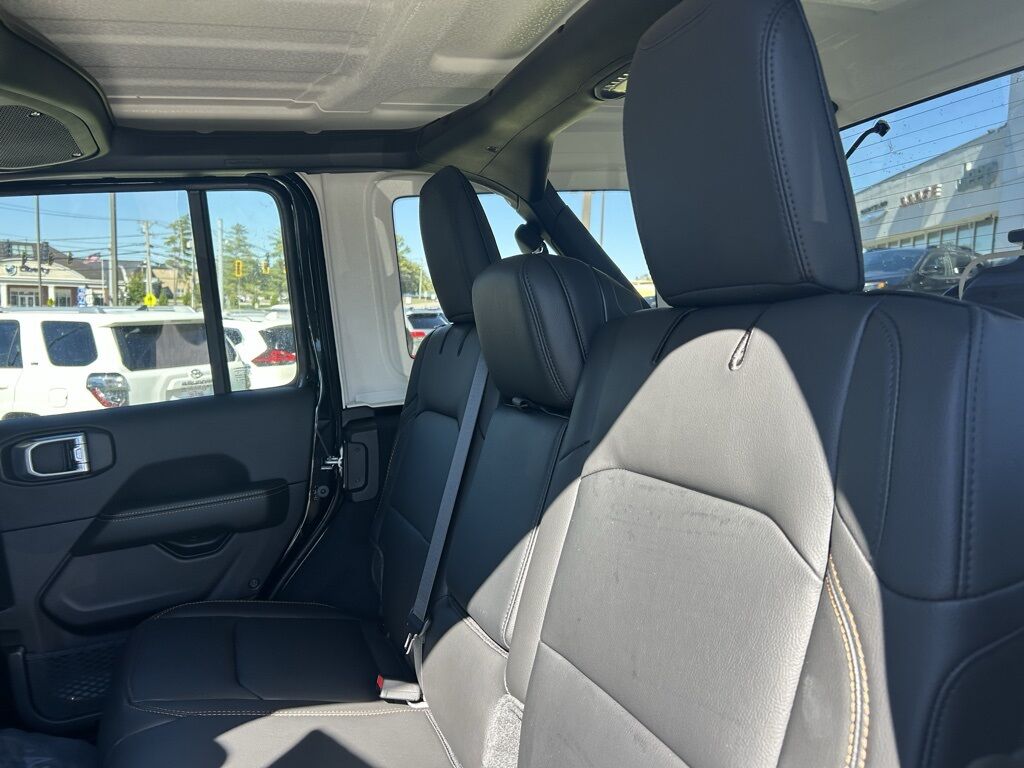 2026 Jeep Wrangler Sahara Crestwood KY