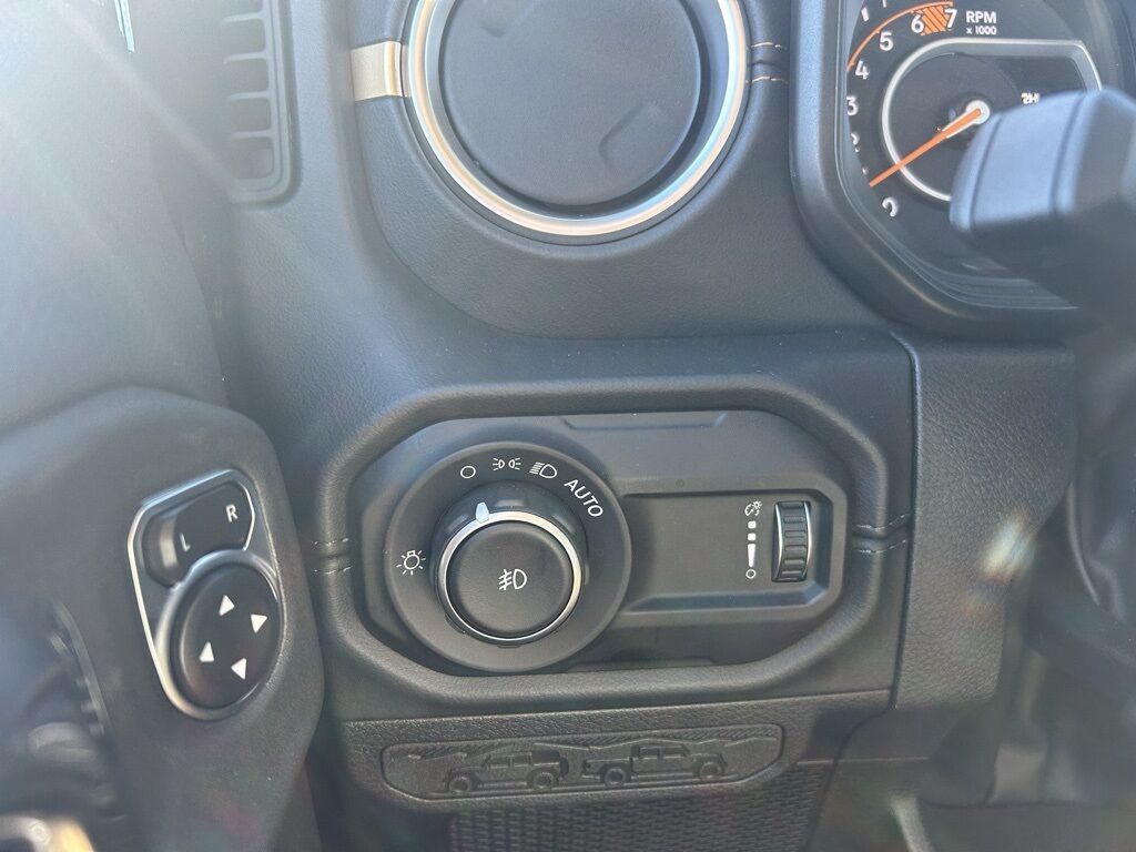 2026 Jeep Wrangler Sahara Crestwood KY