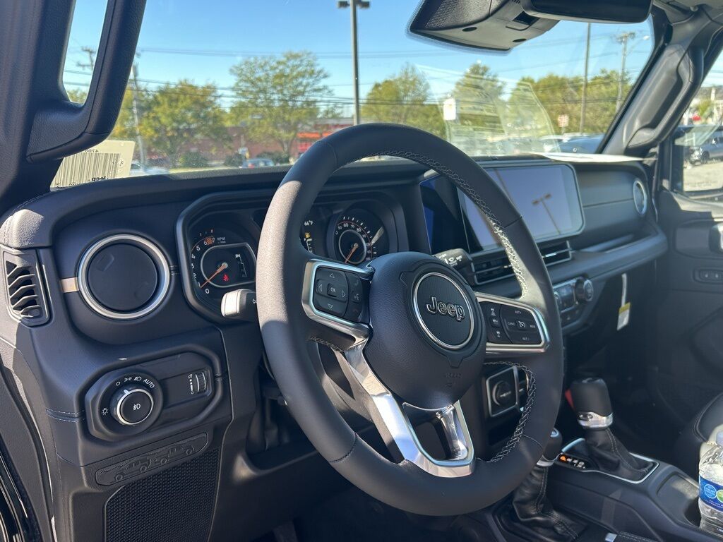 2026 Jeep Wrangler Sahara Crestwood KY