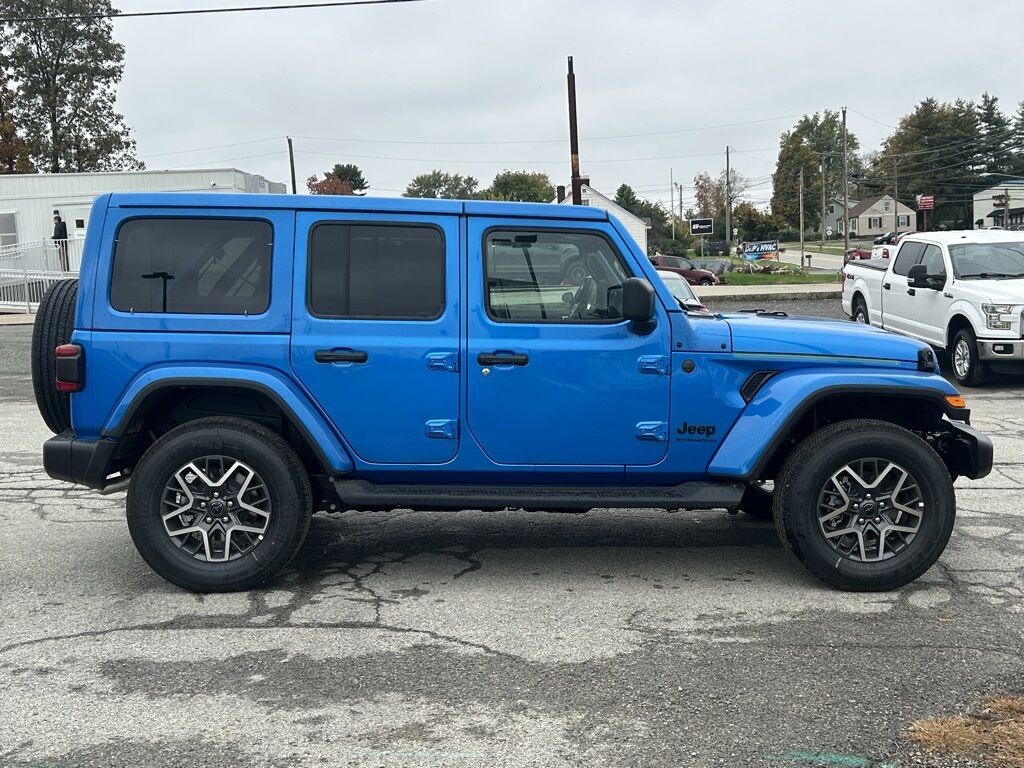 2026 Jeep Wrangler Sahara Crestwood KY