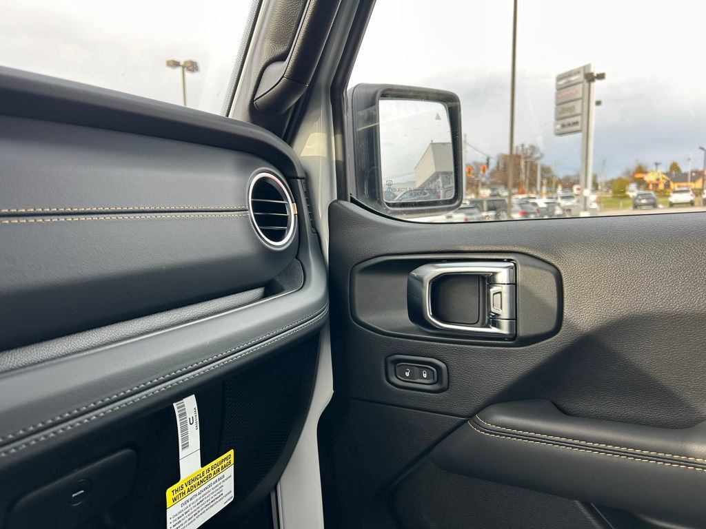 2026 Jeep Wrangler Sahara Crestwood KY