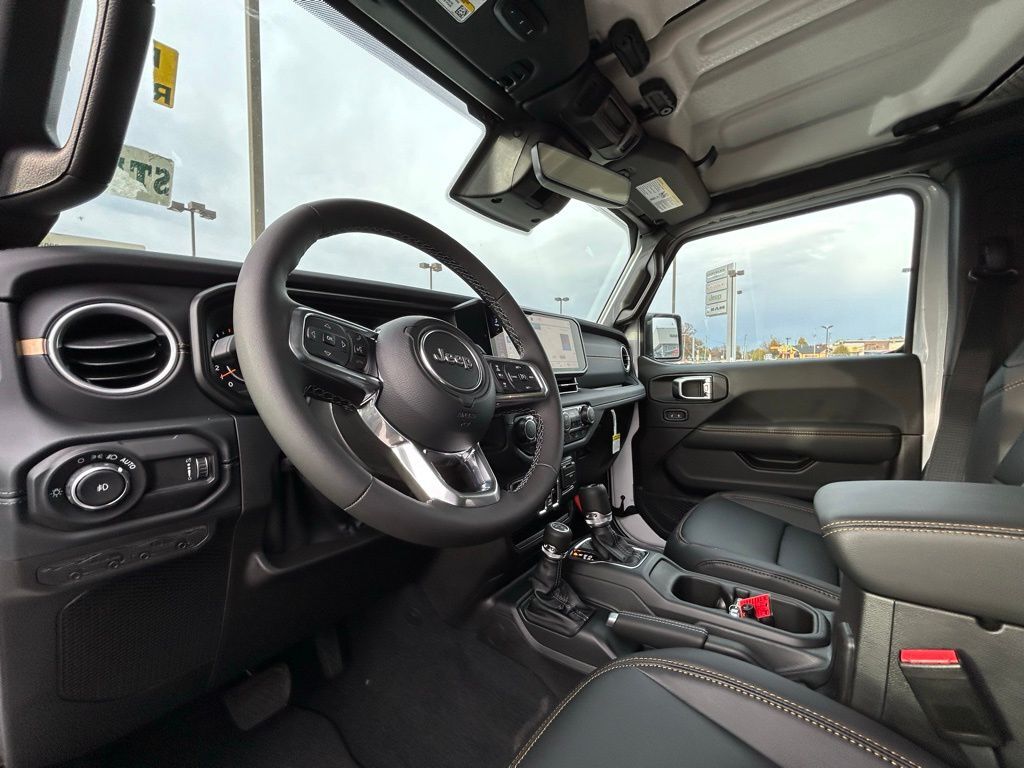 2026 Jeep Wrangler Sahara Crestwood KY