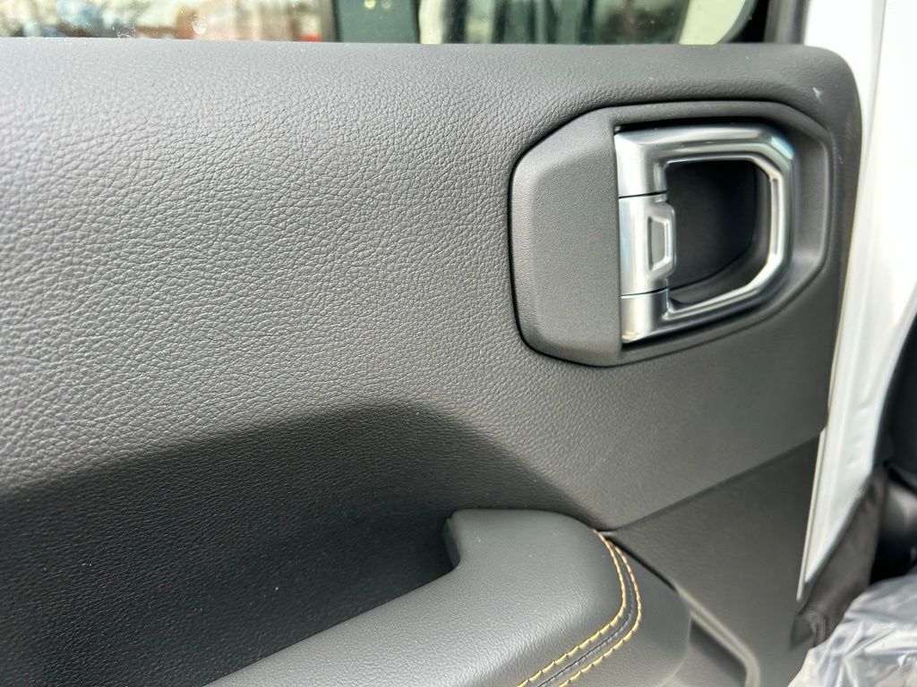 2026 Jeep Wrangler Sahara Crestwood KY