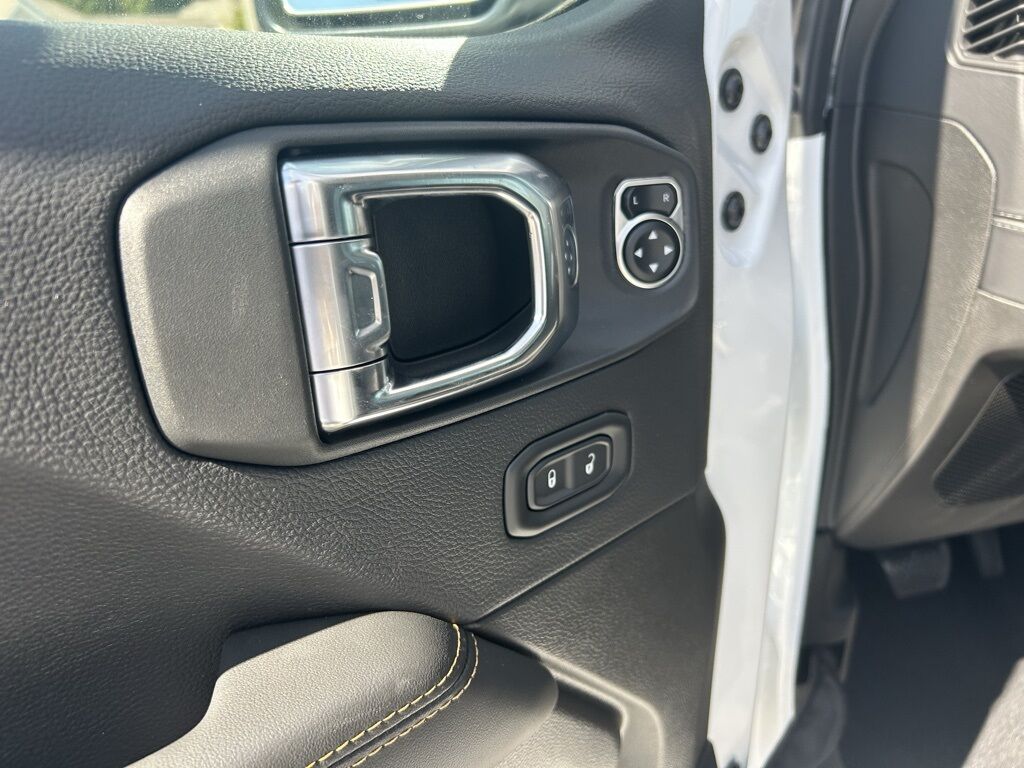 2026 Jeep Wrangler Sahara Crestwood KY